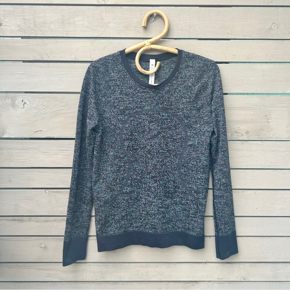 Lululemon Athletica Top - Picture 4 of 5